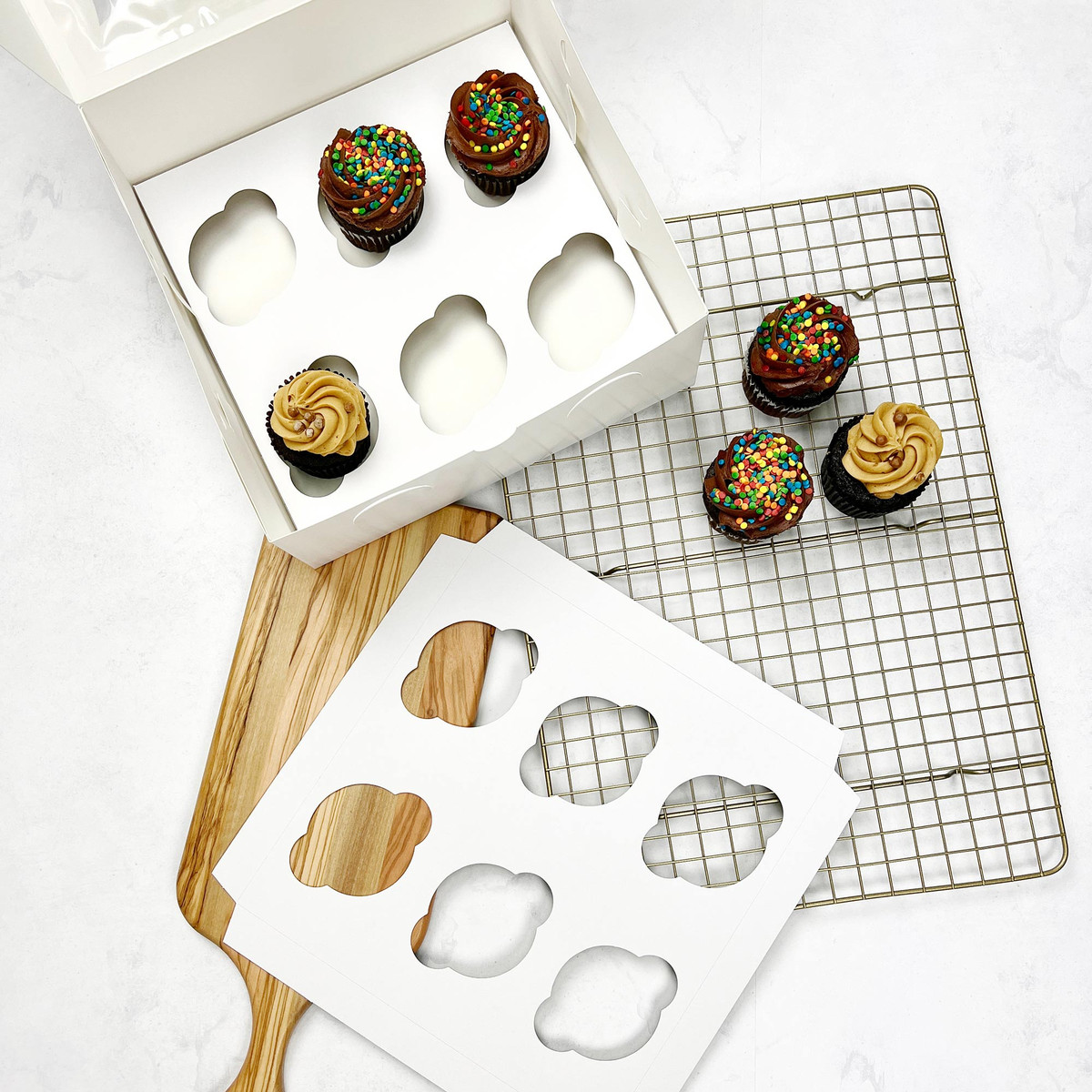 6 Cupcakes - 10 x 10in.