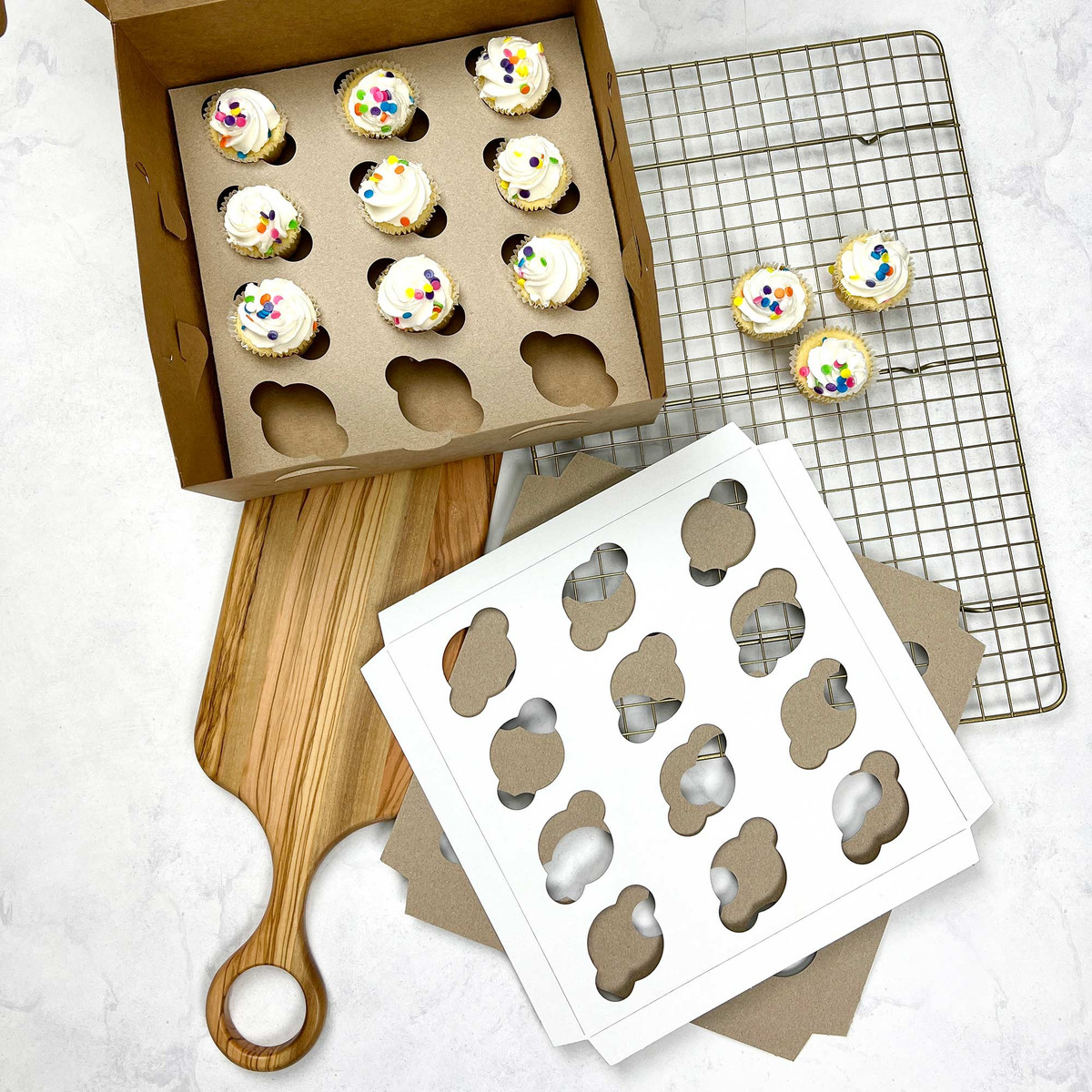 12 Mini Cupcakes - 10 x 10in.