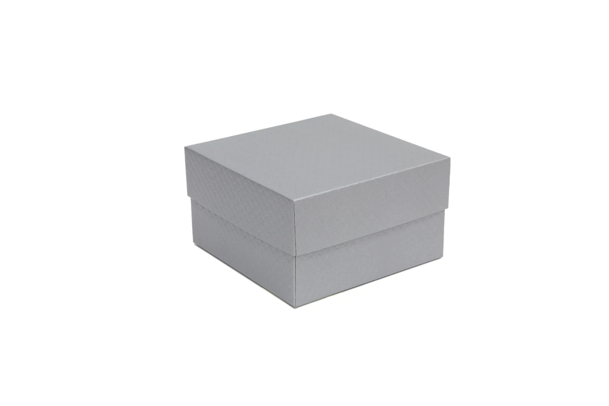 7 x 7 x 4in.