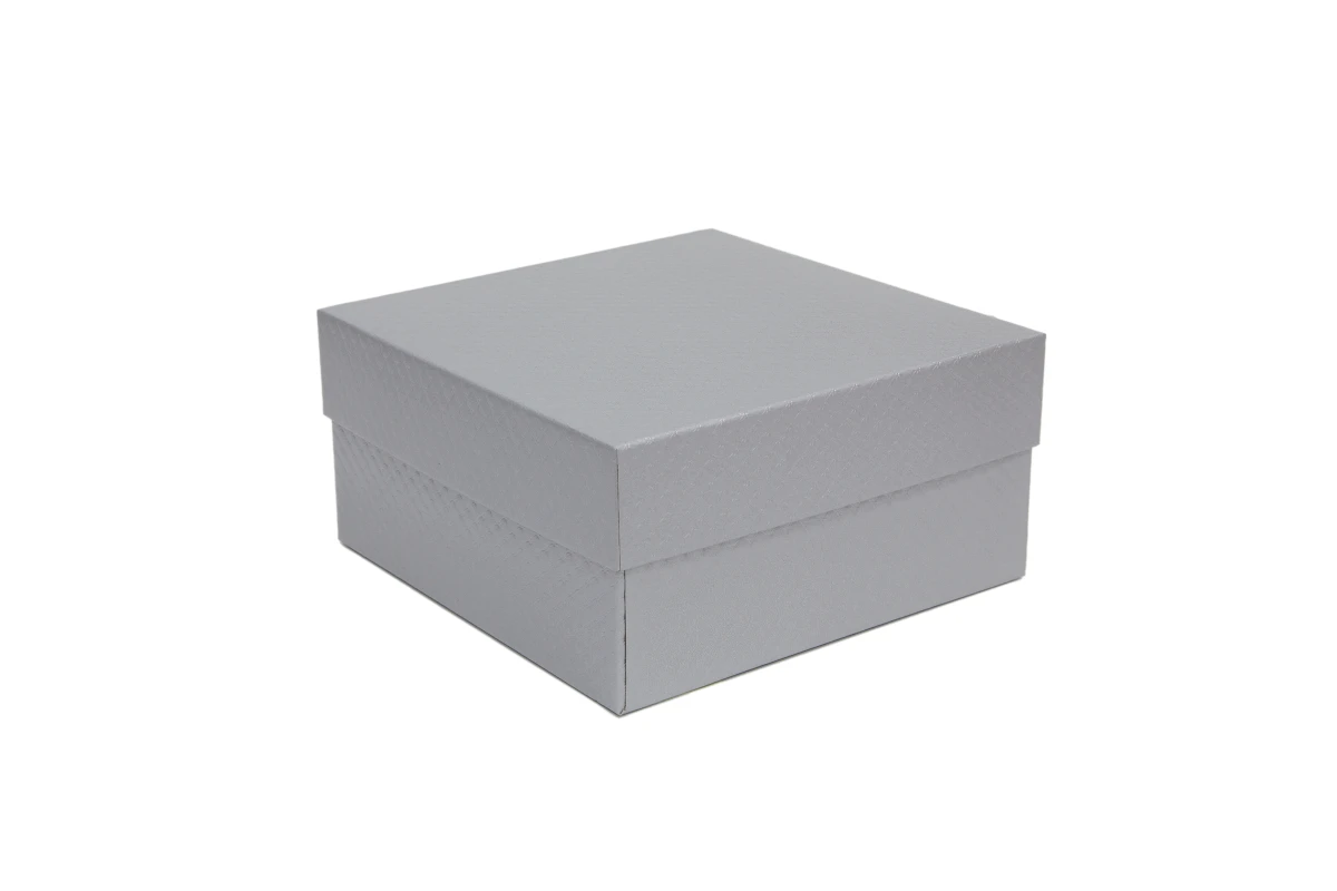 9 x 9 x 4.5in.