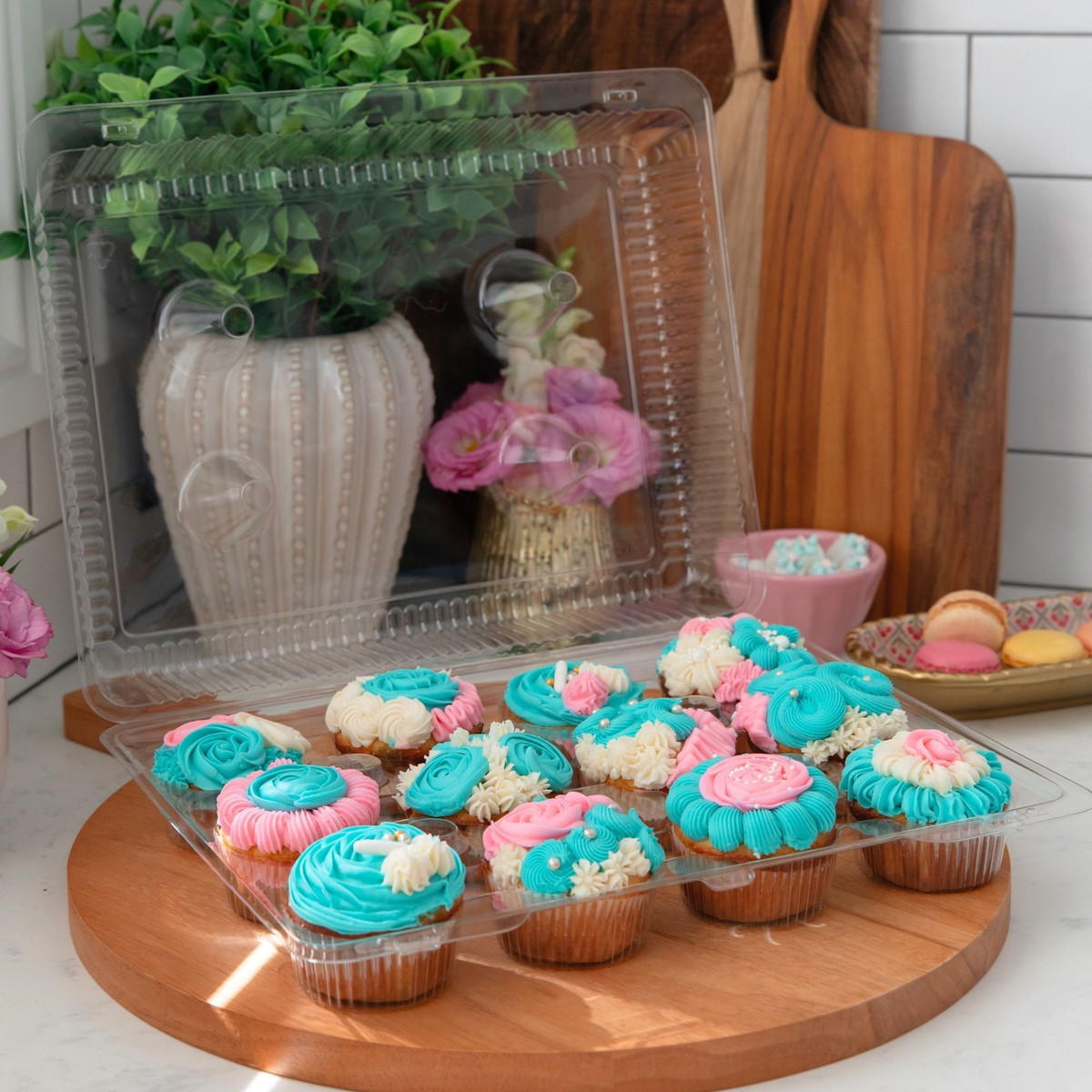 12 Cupcakes - 12.9 x 10.25 x 3.37in.