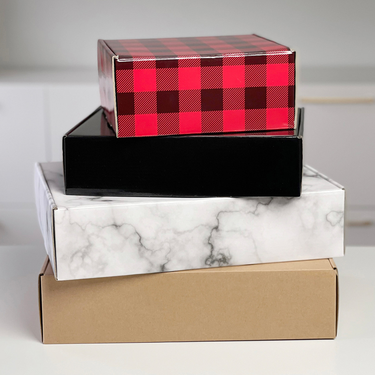 Image of Black Gloss Corrugate Mailers