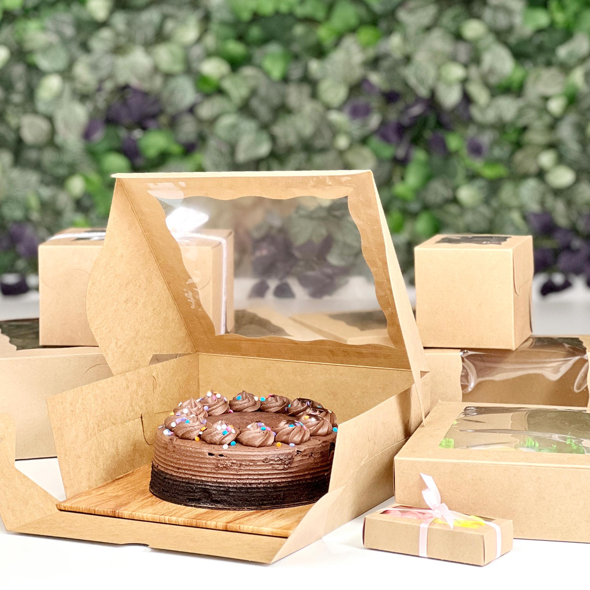 Image of Kraft Window Bakery Boxes