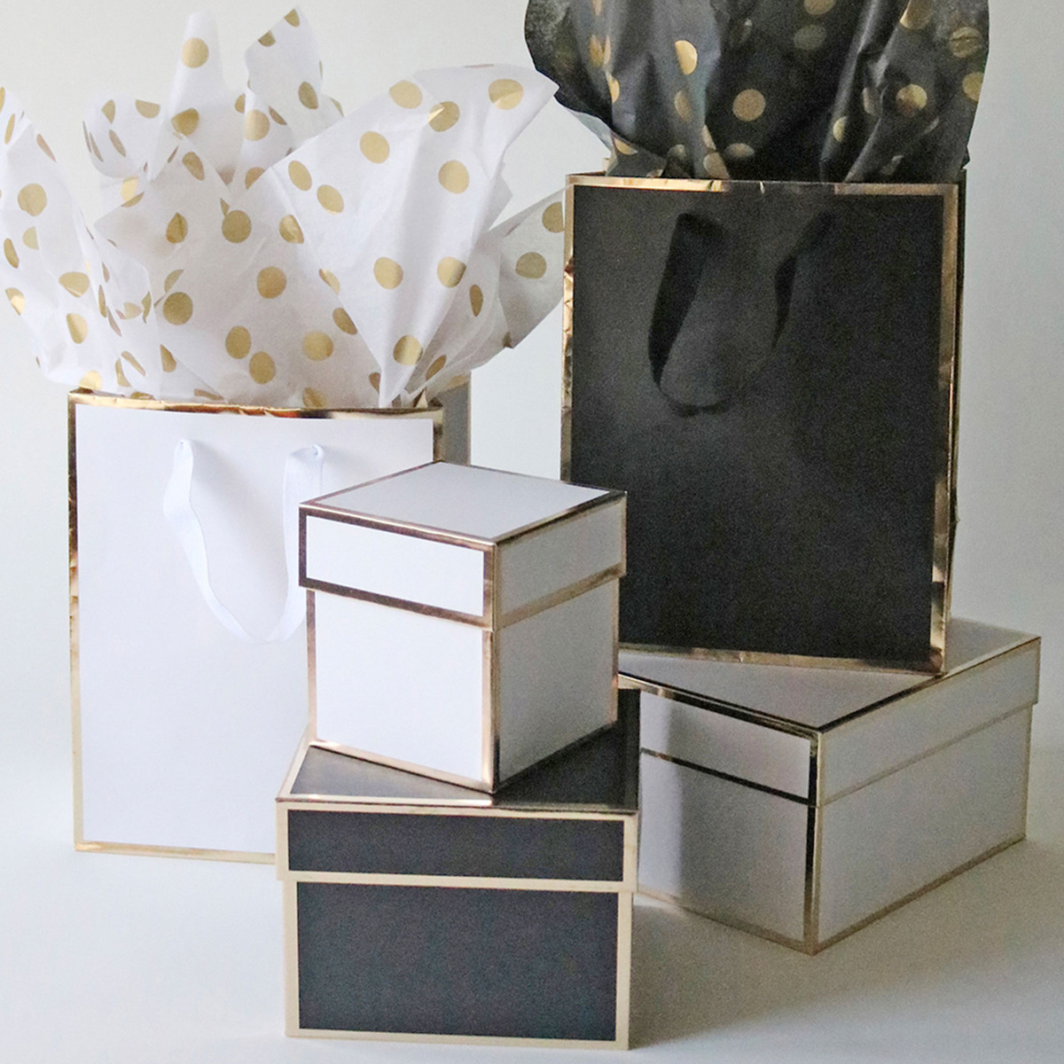 Black - 6 x 6 x 4.5in.