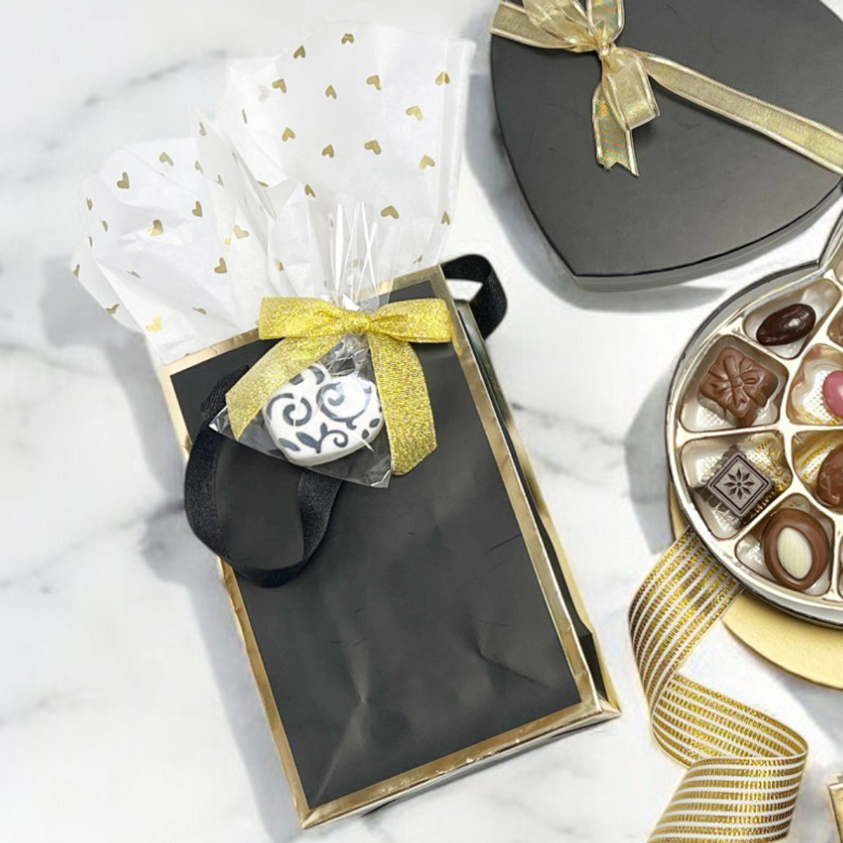 Black - 5 x 3 x 8in.