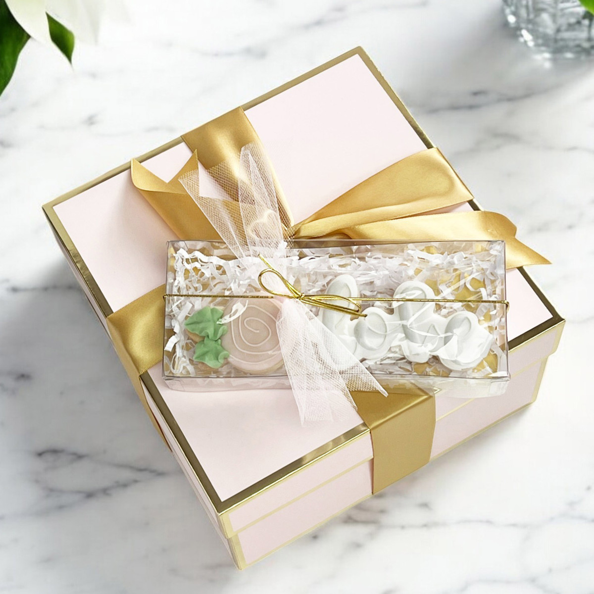 Pink - 8 x 8 x 4.5in.