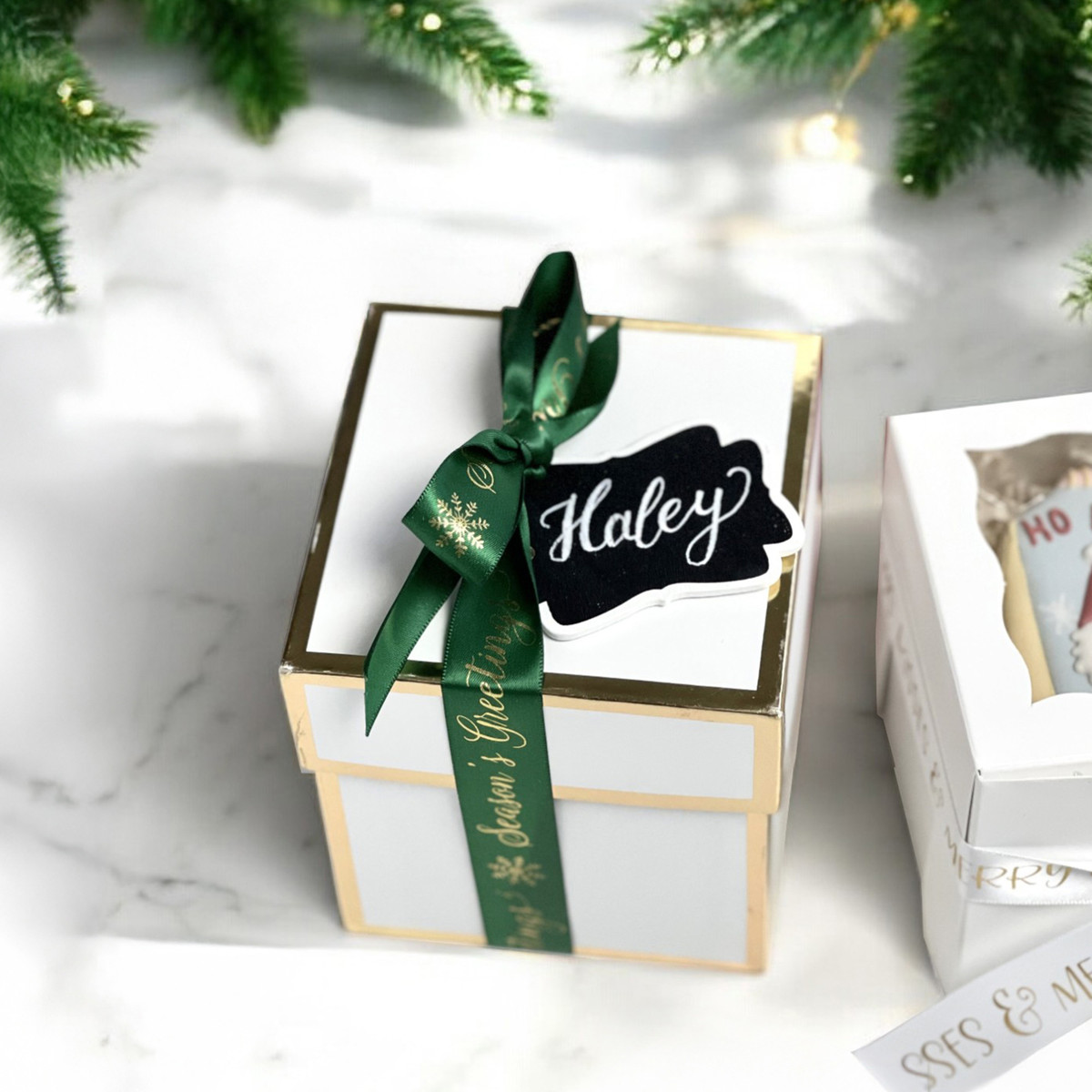 Forest Green Seasons Greetings