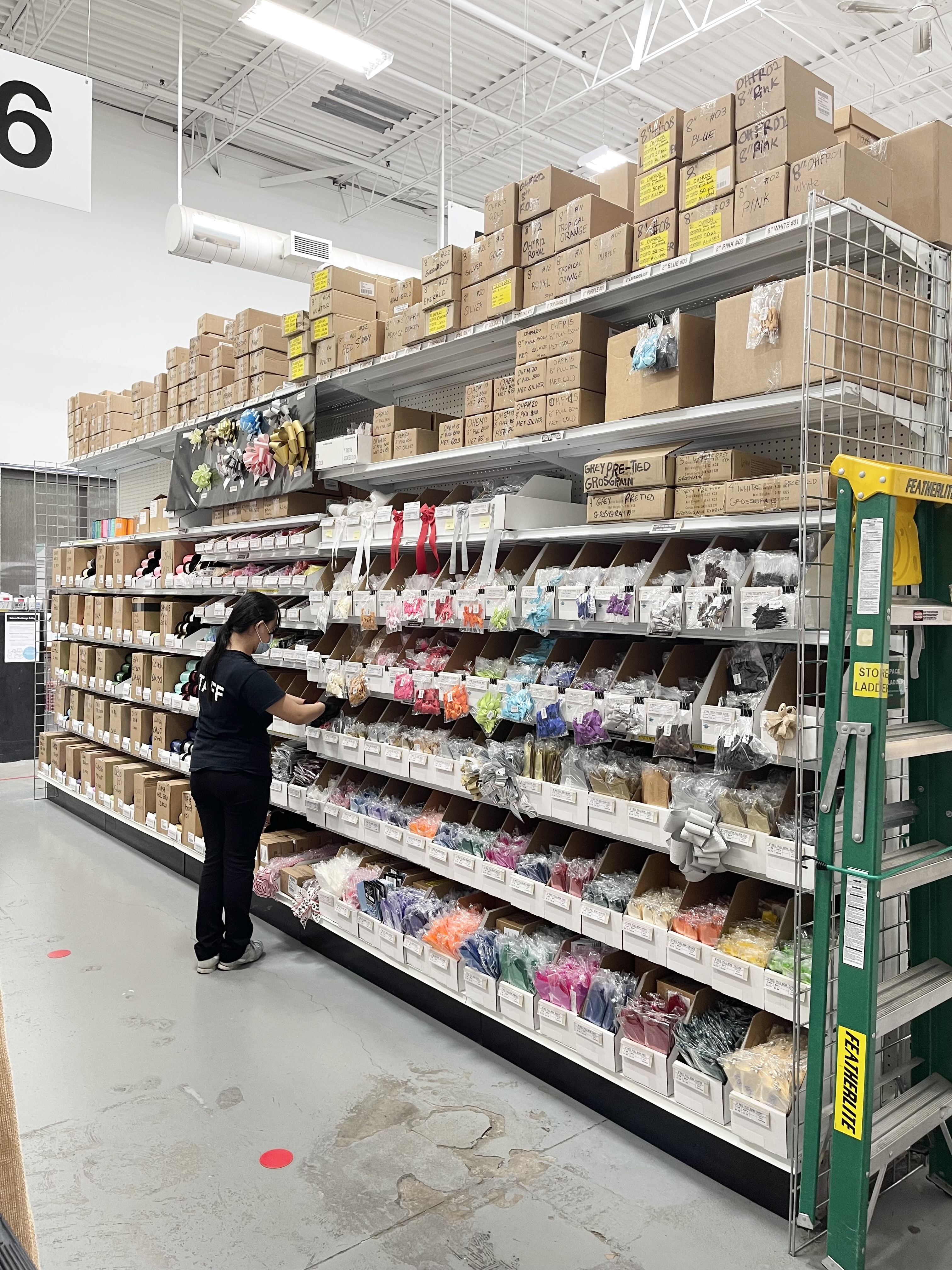 Creative Bag showroom and product selection for wholesale packaging supplies in Canada