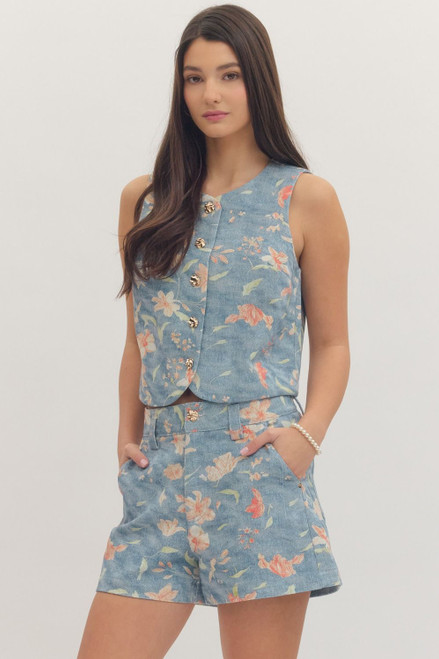 Set features botanical print sleeveless top with gold-tone button closure. Soft denim shorts to pair.

100% Cotton