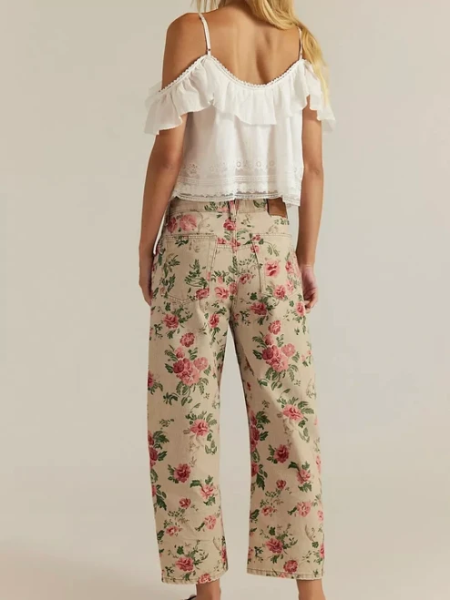 Free Peoples iconic Deep Trance silhouette—now in a perfectly printed design. This fun pair features the fit you know and love with a vintage-inspired print for added charm.

Fit: Low-rise, dropped barrel fit
Feel: Authentic rigid denim
Features: Button-fly closure, five-pocket design, ankle-length inseam