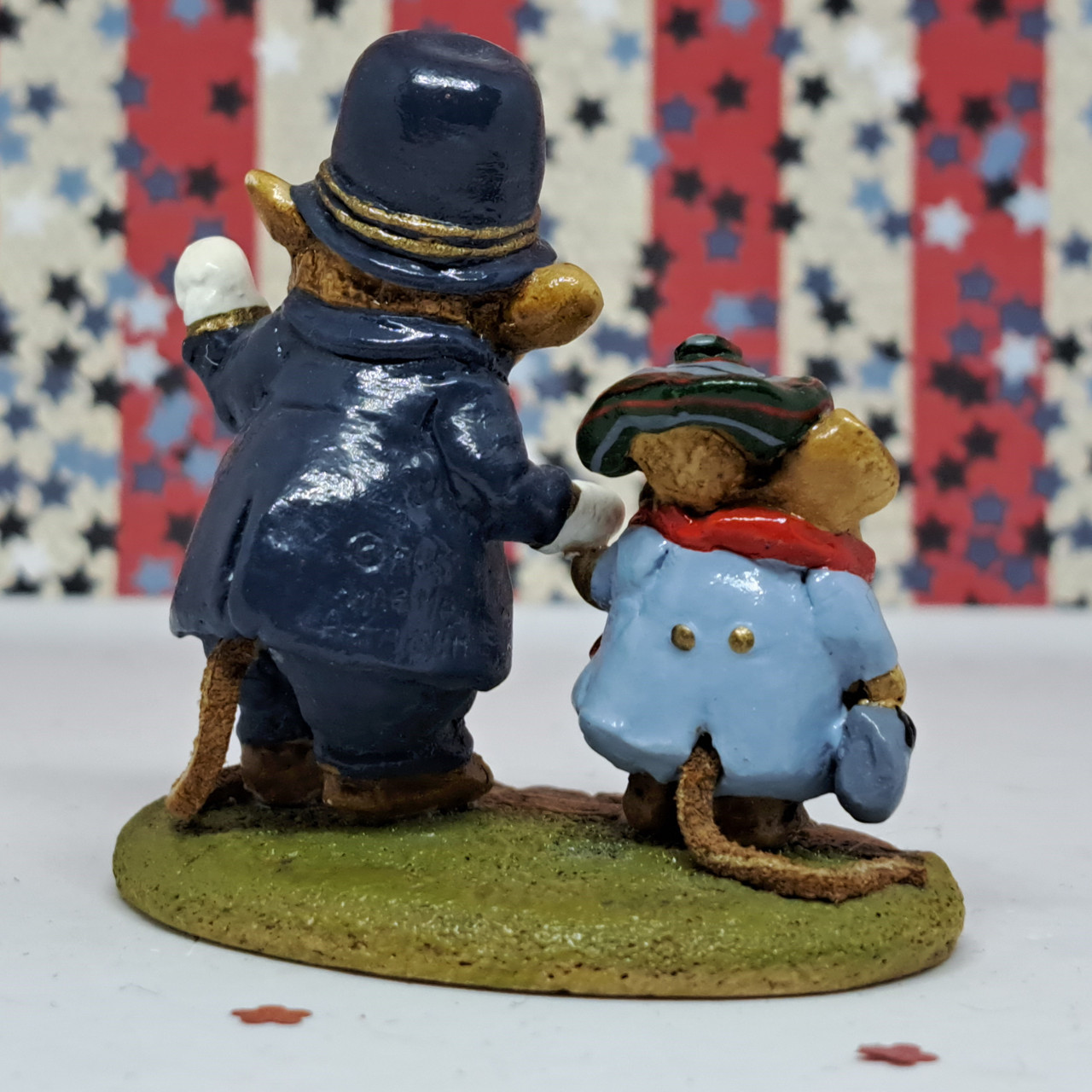 Wee forest Folk マザーヘルパー　レア Wee Forest Folk Limited Edition LTD-02 - Helping Hand - Endeavour Toys