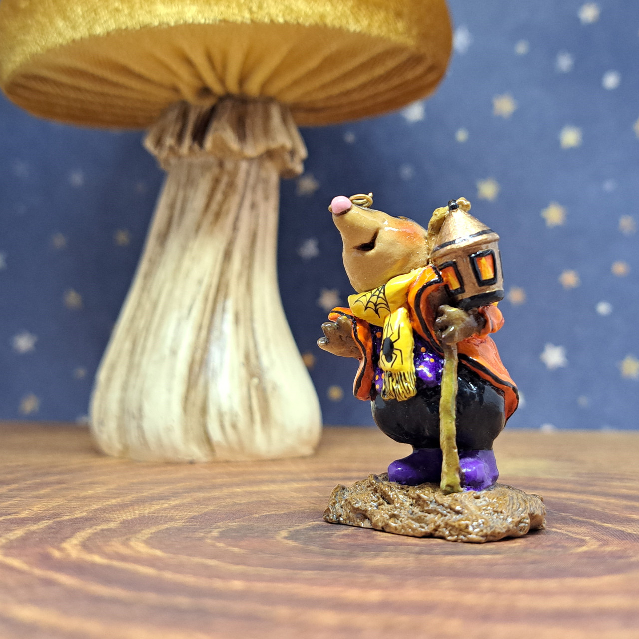 Wee Forest Folk Miniatures MO-00 - Mr. Mole (Halloween Special