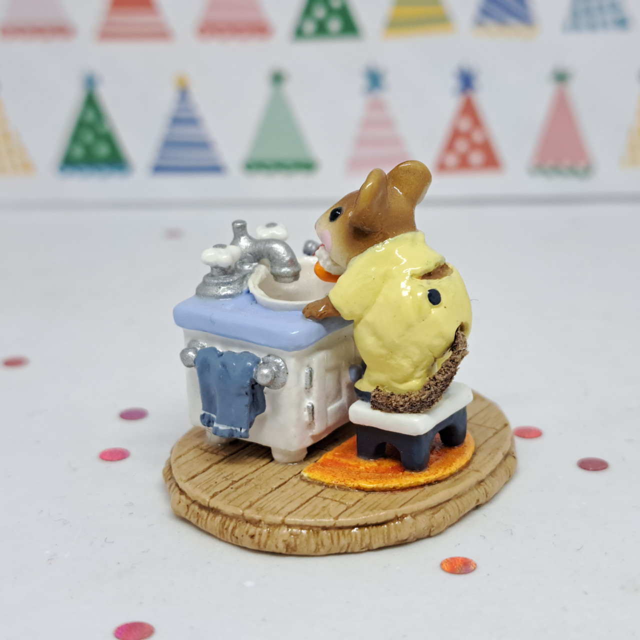 Wee Forest Folk Miniatures M-248 - Pearly Whites (Yellow