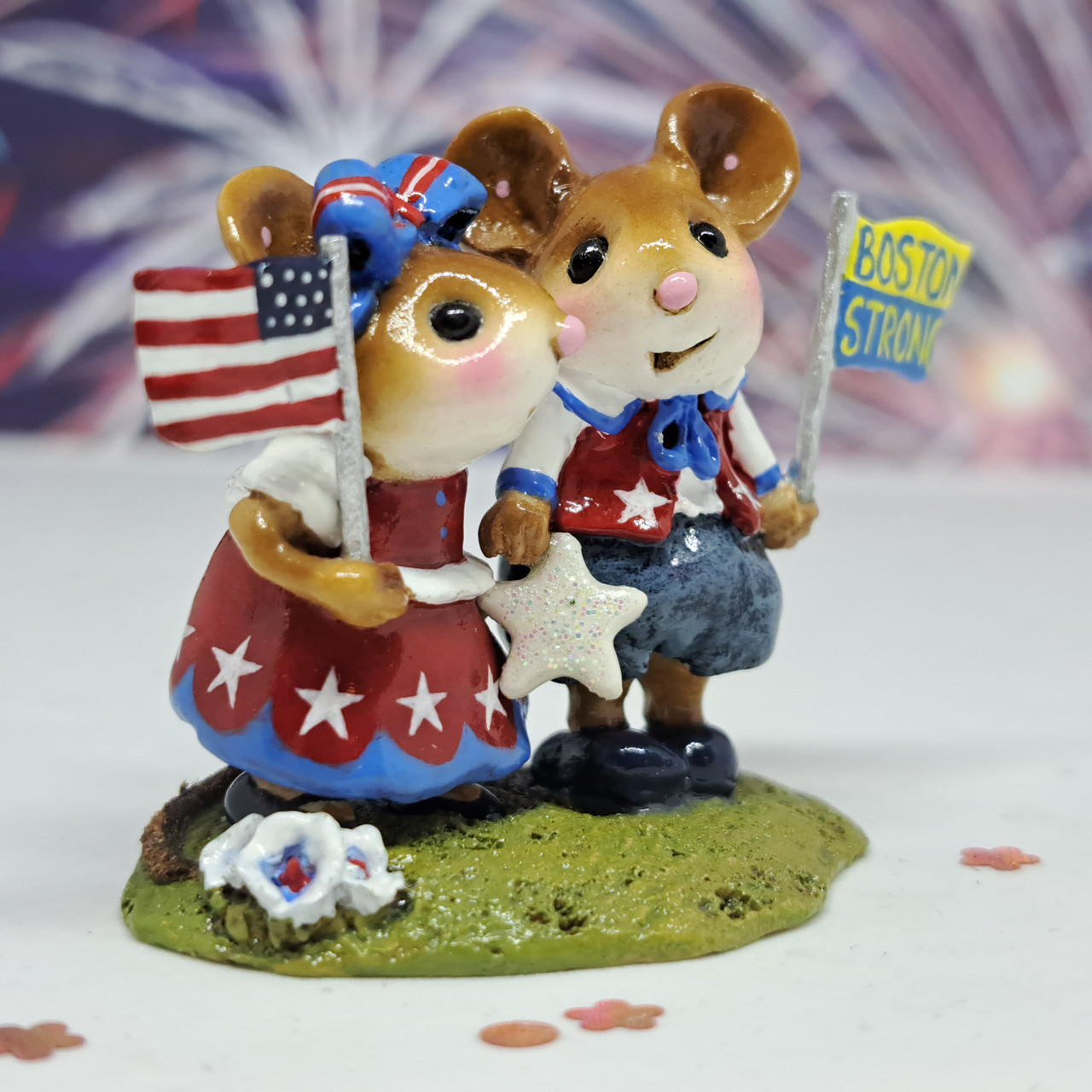 Wee Forest Folk Miniatures M-331a-BOS - Boston Strong - Endeavour Toys