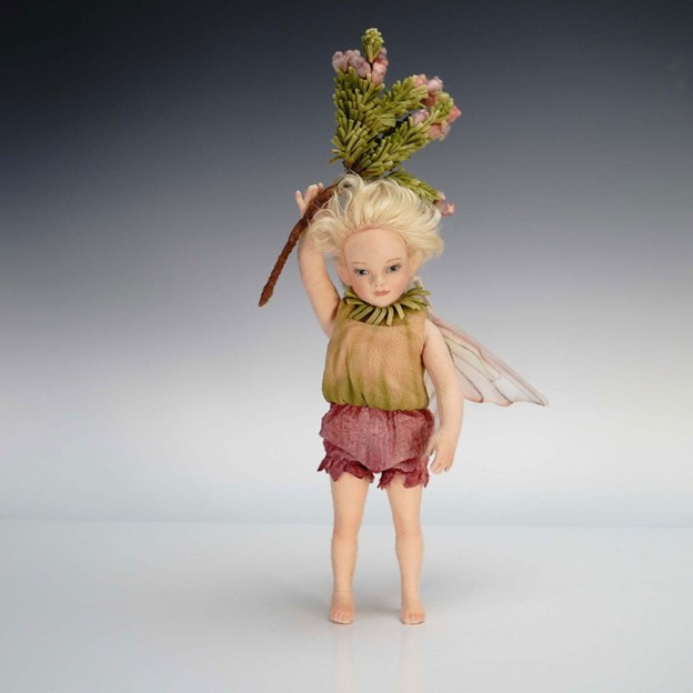 R John Wright Dolls - The Heather Fairy (#22/250) - Endeavour Toys