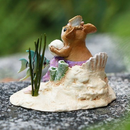 Wee Forest Folk Limited Edition M-692a - Under the Sea - Endeavour