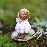 Wee Forest Folk Miniatures M-720 - Gathering Greta