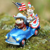 Wee Forest Folk Miniatures M-270d6 - Patriotic Pickup