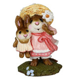 Wee Forest Folk Miniatures M-182 - Miss Daisy (Peaches 'n Cream)