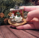 Wee Forest Folk Miniatures M-191 - Christmas Eve (Taupe)