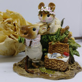 Wee Forest Folk Forest Scenes FS-6 - Picnic on the Riverbank 