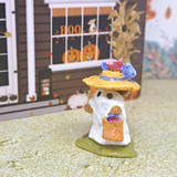 Wee Forest Folk Miniatures M-062a - Mommy's Little Ghost Wee Forest Folk Miniatures M-062a - Mommy's Little Ghost