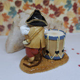Wee Forest Folk Miniatures MM-10 - Concord Minute Mouse Wee Forest Folk Miniatures MM-10 - Concord Minute Mouse