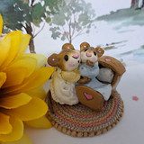 Wee Forest Folk Miniatures M-069 - Beddy-Bye Mousey (Yellow / Blue)
