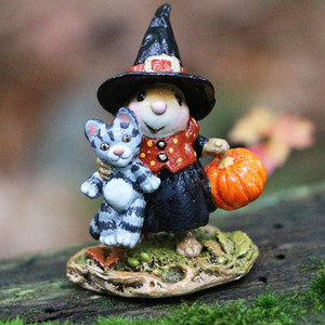 Wee Forest Folk Miniatures M-652 - Halloween Handful Wee Forest Folk Miniatures M-652 - Halloween Handful