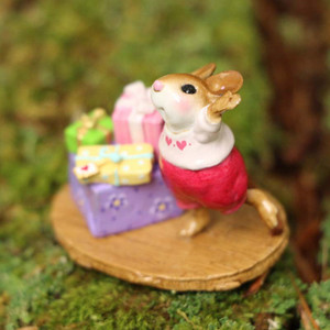 Wee Forest Folk Miniatures M-739a - Yippee! (Pink) Wee Forest Folk Miniatures M-739a - Yippee! (Pink)