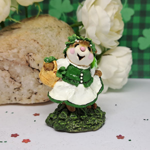 Wee Forest Folk Miniatures M-167 - Colleen O'Green (White)