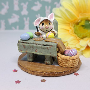 Wee Forest Folk Miniatures M-175 - Mousie's Egg Factory (White / Green) Wee Forest Folk Miniatures M-175 - Mousie's Egg Factory (White / Green)