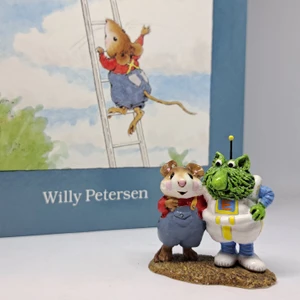 Wee Forest Folk Miniatures BK-01a - Tom & Eon (Includes Book)