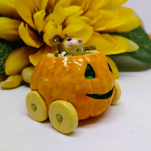 Wee Forest Folk Miniatures M-242 - Pumpkinmobile (Orange)
