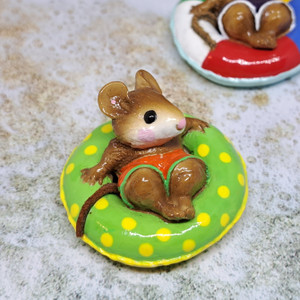 Wee Forest Folk Miniatures M-138 - Fun Float (Green w/ Dots)