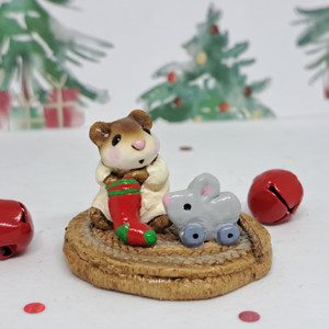 Wee Forest Folk Miniatures M-093 - First Christmas Wee Forest Folk Miniatures M-093 - First Christmas
