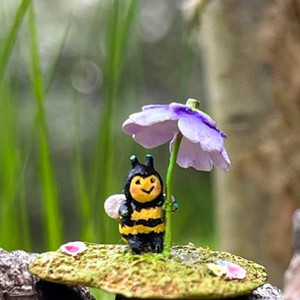 Wee Forest Folk Miniatures A-67 - Bee Happy (Purple)