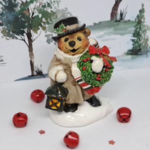 Wee Forest Folk Miniatures BB-08 - Good Tidings Wee Forest Folk Miniatures BB-08 - Good Tidings