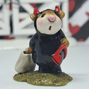 Wee Forest Folk Miniatures M-061 - Little Devil (Black / Red)