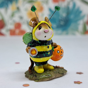 Wee Forest Folk Miniatures M-252 - Bee-Dazzled (Silver) 