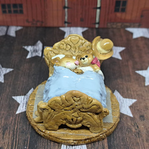 Wee Forest Folk Miniatures M-075 - Mousey's Teddy 