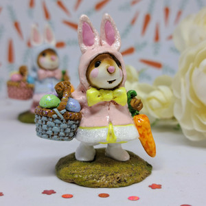 Wee Forest Folk Miniatures M-306 - Miss Esther Bunny (Pink)