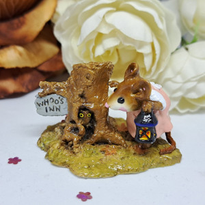 Wee Forest Folk Miniatures M-249 - Whoo's Inn (Peach) 