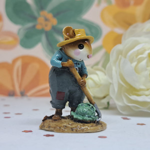 Wee Forest Folk Miniatures M-238 - Hoe Joe (Teal)