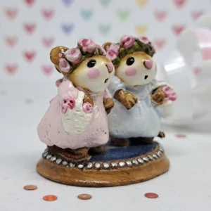 Wee Forest Folk Miniatures C-4 - The Flower Girls (Pink / Blue)