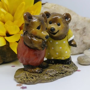 Wee Forest Folk Miniatures BB-01 - Don't Be Shy (Red / Yellow)