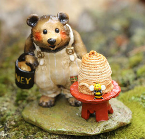 Wee Forest Folk Miniatures BB-11 - Honey Bear (Tan) Wee Forest Folk Miniatures BB-11 - Honey Bear (Tan)