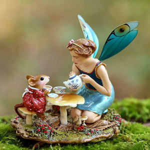 Wee Forest Folk Miniatures FY1- Just A Wee Drop