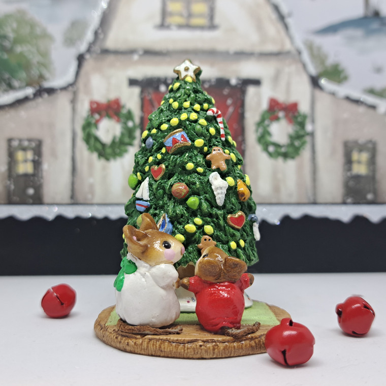 Wee Forest Folk Miniatures M-123 - Under The Chris-Mouse Tree