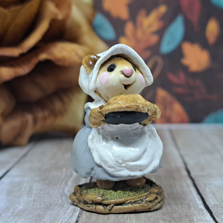 Wee Forest Folk Miniatures M-119 - Prudence Pie Maker